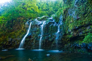 Kauai "The Garden Island" - Waterfall